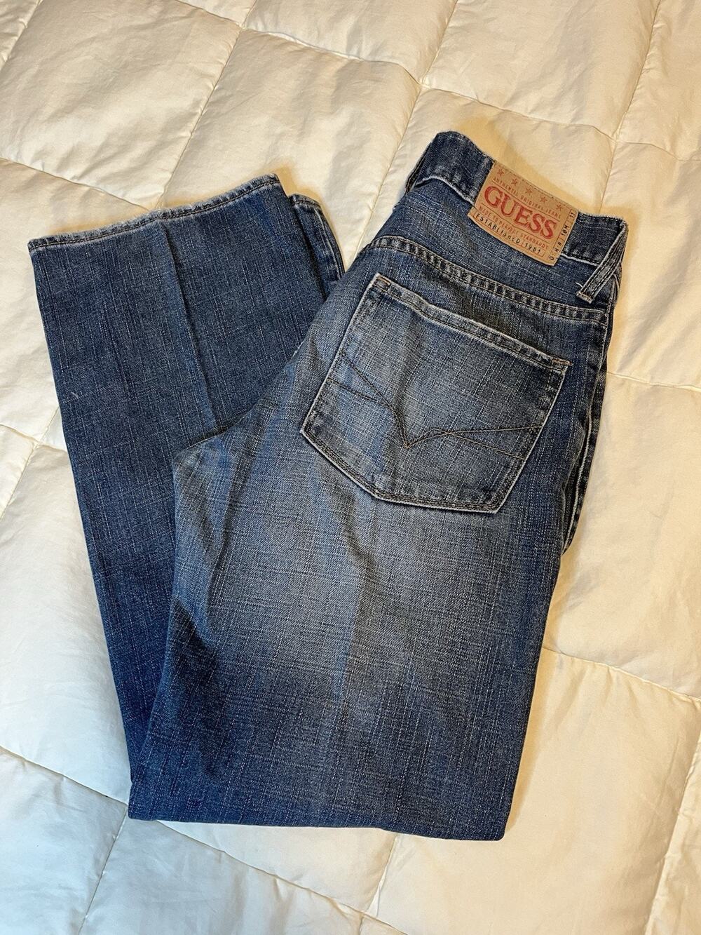 Vintage Y2K Women’s GUESS Jeans Size 11 30 X 30 Straight Leg Denim